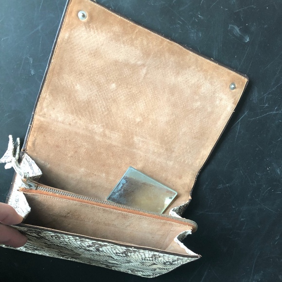 Vintage Snake Skin Clutch Purse - Picture 16 of 16